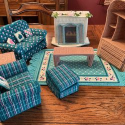 Doll Furniture 