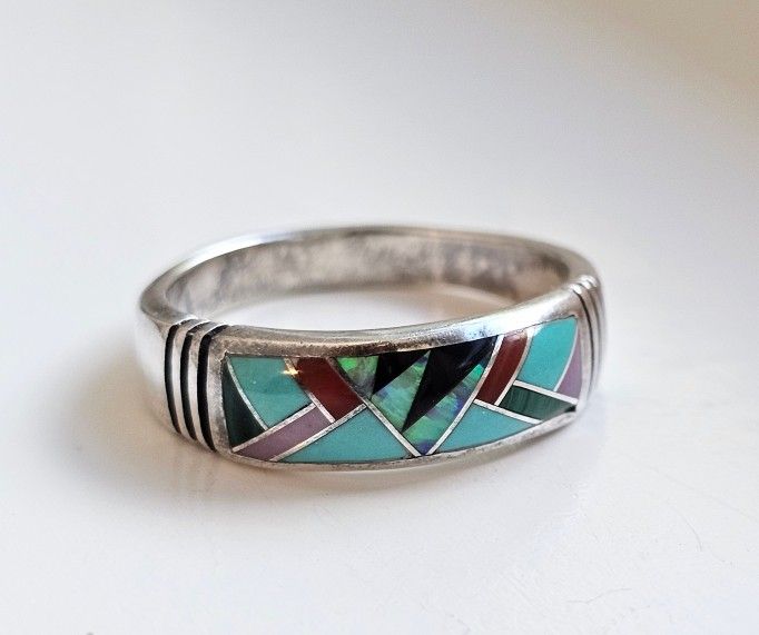 Navajo Ring, Multi Stone Inlayed, Sterling Silver. EUC