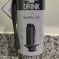 +TYLT

bottle 2.0

Hydration Bottle + Power Bank + Wireless Charger