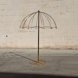Umbrella center piece