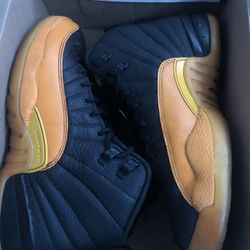 Jordan 12 Size 6