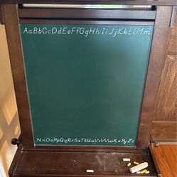 Land Of Nod Crate & Barrel Crate Kids Easel