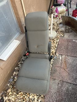 2006 Ford F150 Middle Seat