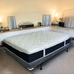 NEW Mattress Queen Size Plush Pillowtop With Box Spring // Offer  🚚
