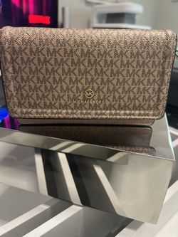 Michael Kors Small Crossbody Bag with Phone Pocket (Rose Gold) - Negotiable or OBO.