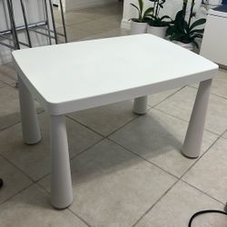 Mammut IKEA Kids Table – White (Great Condition)