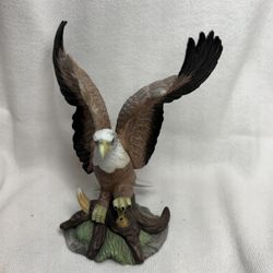 Beautiful Porcelain Eagle With It’s Wings Spread