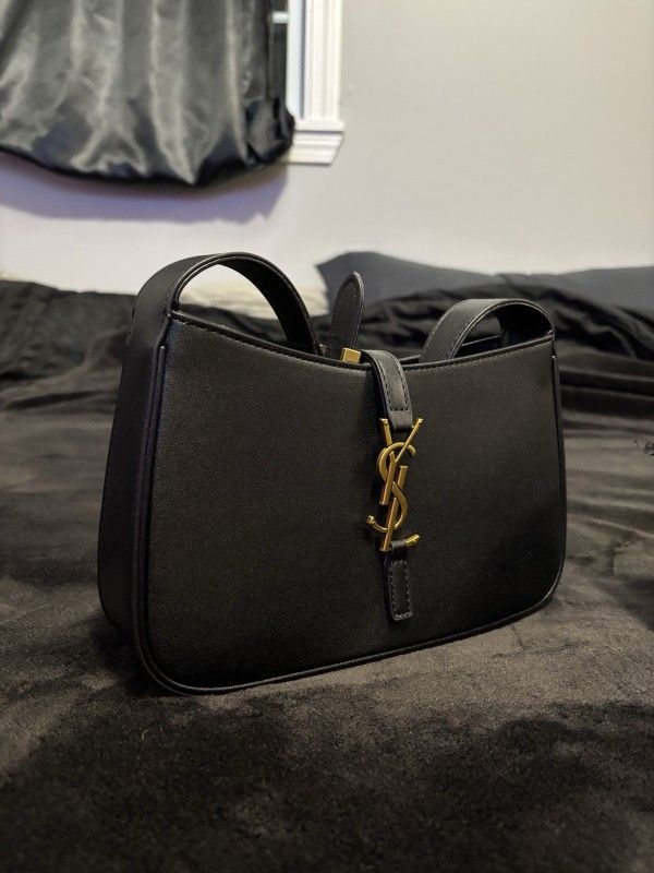 YSL Hobo Bag - LE 5 À 7 Black Smooth Leather