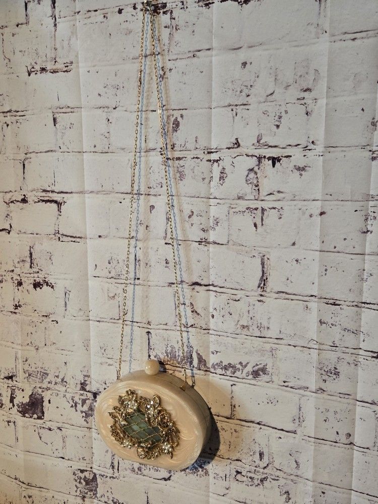 Maha Luxury Hand Poured Resin Oval Clutch Purse With Gold Shoulder Chain