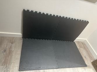 Interlocking Foam Floor Mats – Set of 4