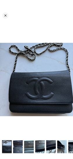 Chanel caviar wallet on a chain