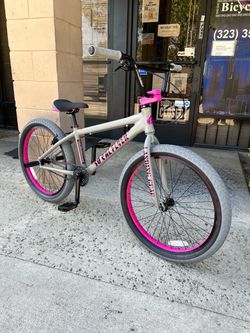 SE Bikes So Cal Flyer 24" Matte Gray & Pink