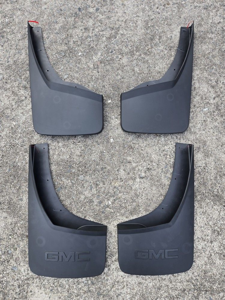 💢💢BRAND NEW💢💢 GMC SIERRA 1995 MUDFLAPS FRONT & REAR SET