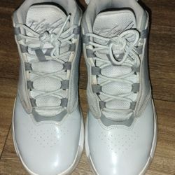 Men's Basketball Shoes 