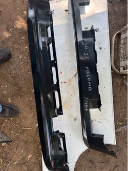 2023-2025 Toyota Tacoma lower plastic