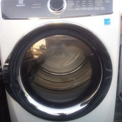 Like New Washer And Dryer Set
