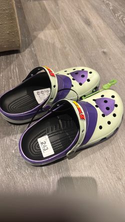 Crocs x Dragon Ball Z Frieza Clogs size 9Men