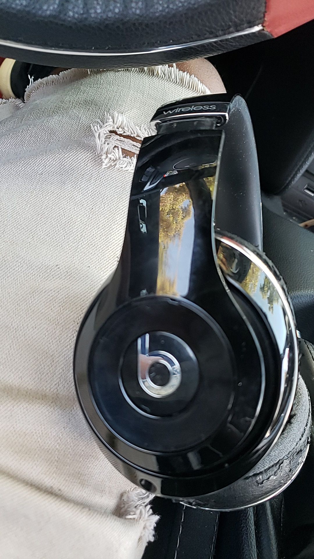 used wireless beats works perfect ...i got new ones