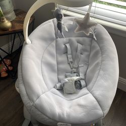 Graco Soothe My Way Swing