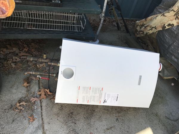 bosch aquastar tankless water heater model 2700 es for sale in