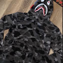 bape hoodie size m