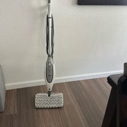 Shark Steam Mop With 2 Washable Microfiber Pads 