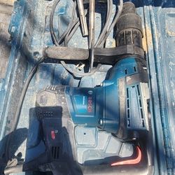 Bosh Max Hammer Drill