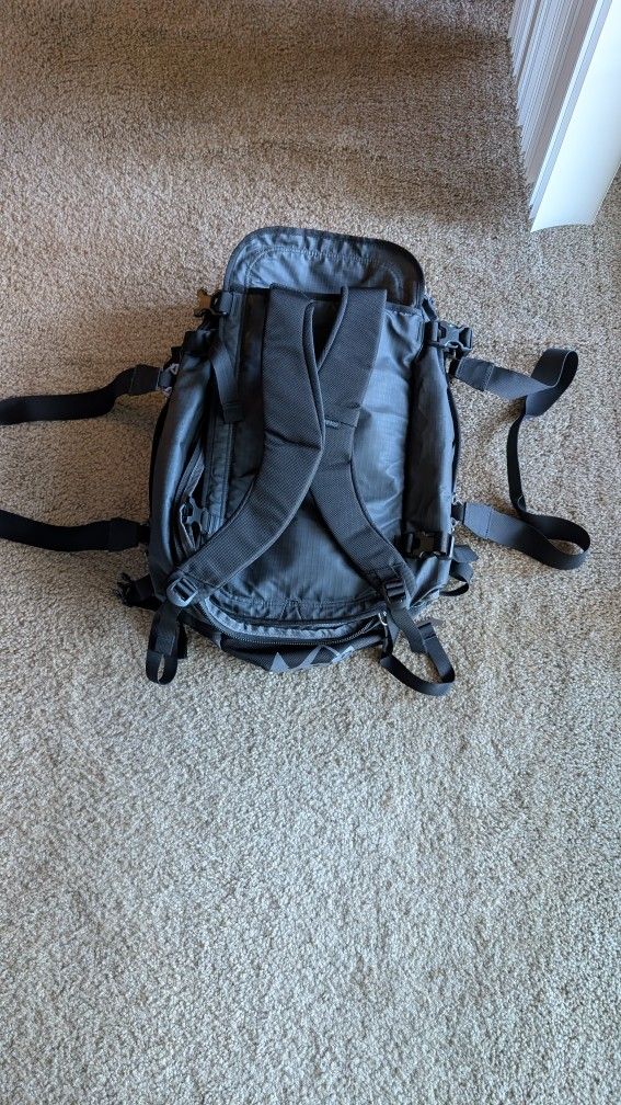 REI Big Haul 40