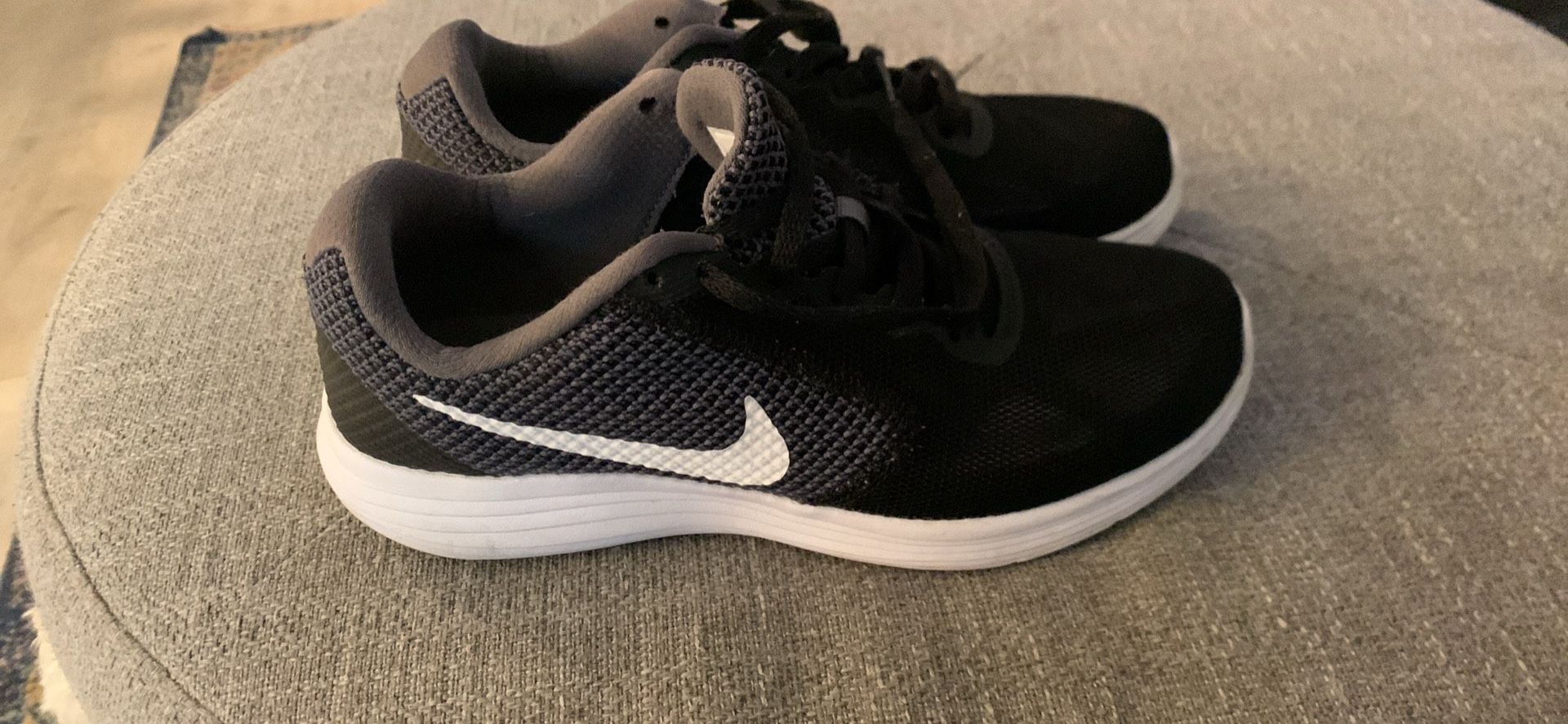 Women’s Nike 7