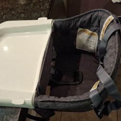 TC Bunny Hook On High Chair With Removable Tray