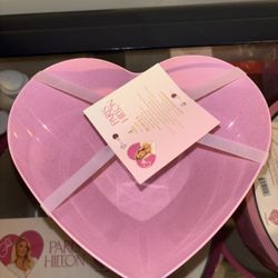 NWT Paris Hilton Set 4 Pink Heart Shaped Melamine Ice Cream Cereal Bowls BPA Fre
