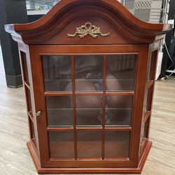 1996 Bombay Company Curio Cabinet / Wall Mount / Tabletop 