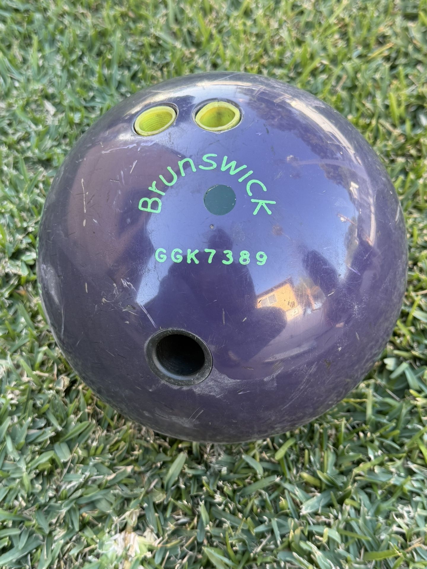 Brunswick Rhino Pro (14 pounds) Bowling Ball