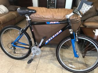 Raleigh  M. 50.   Montain bike 21 velocity