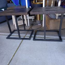 Set Of 2 Nice Tables 
