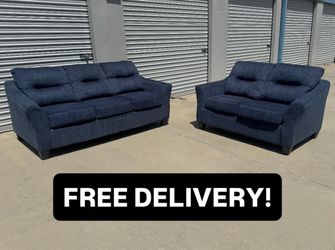 FREE DELIVERY || Bob’s Furniture Sofa/Loveseat Matching Set