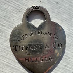 Vintage Please Return To Tiffany &Co. Heart Tag Charm Pendant