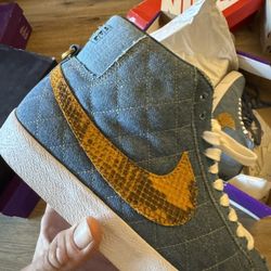 Supreme/nike Blazer