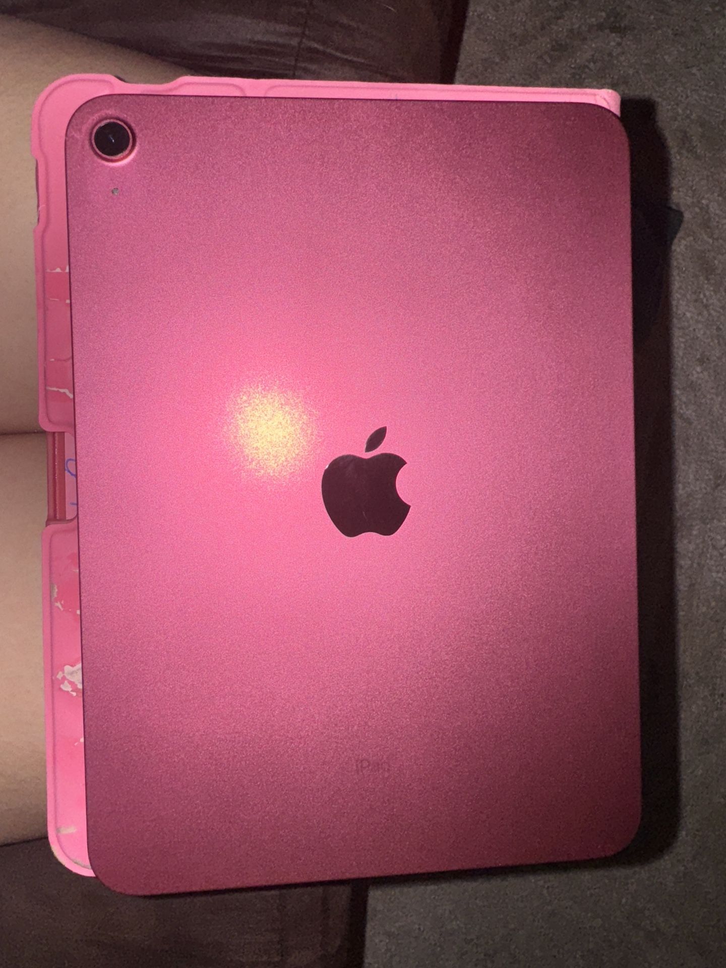 PINK IPAD 10th GEN -64GB WIFI-GREAT CONDITION