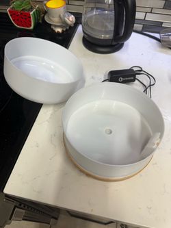 Essential Oil Diffuser with Wood Grain Base used good condition