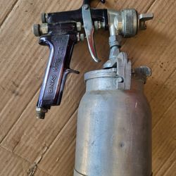 SPRAY GUN