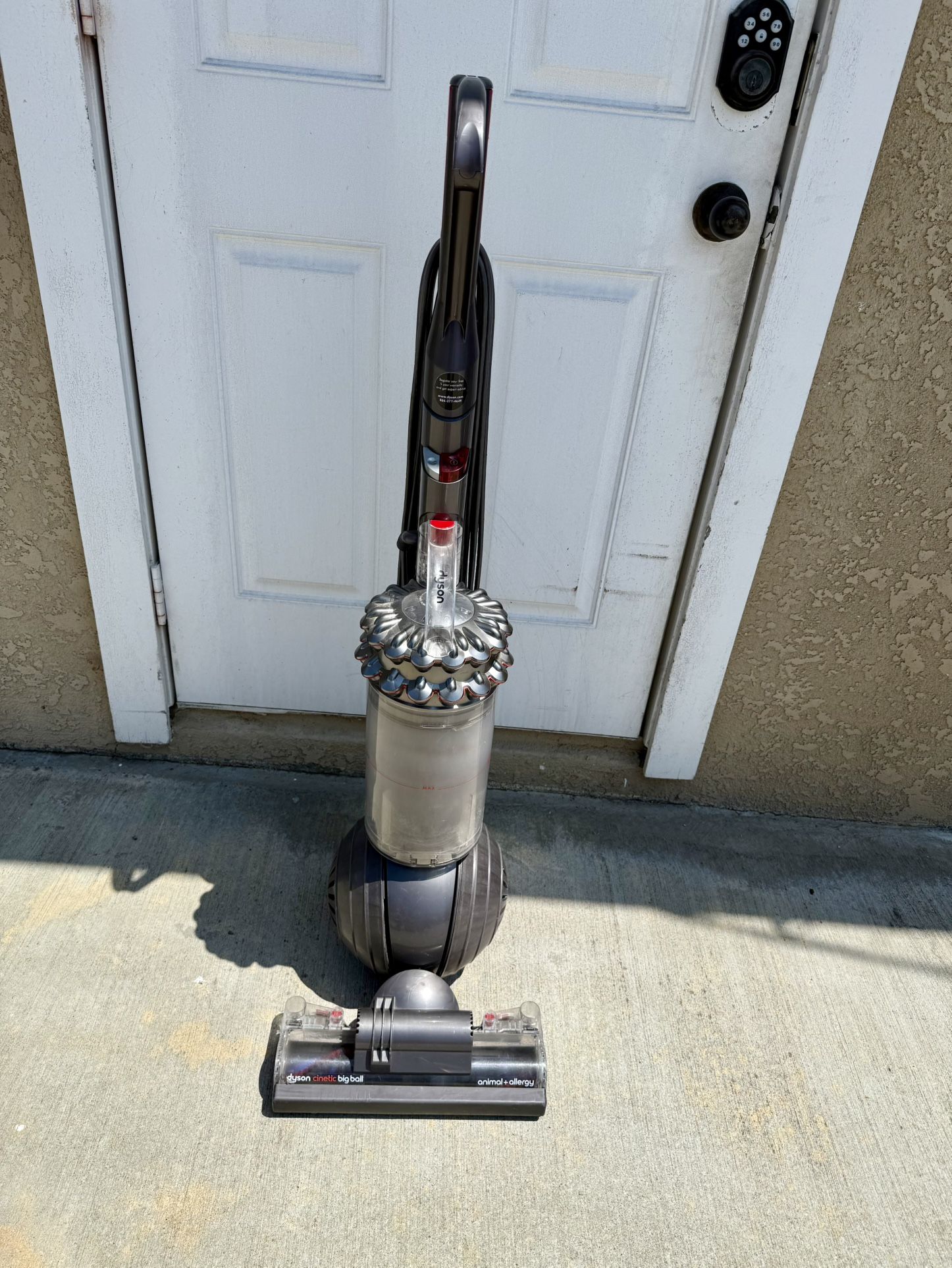 Dyson Cinetic Big Ball Animal & Allergy Vacuum