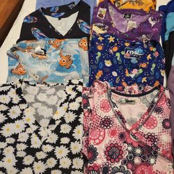 Women's Scrubs, 17 Pairs Of Pants, 10 Tops, Mostly Medium 