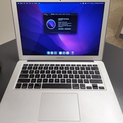 MacBook Air 13' Inches