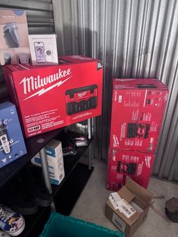 Storage unit with items for resell