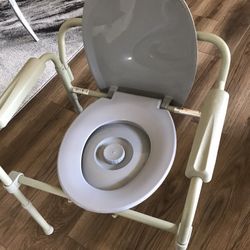 NEW, NEVER USED, ADJUSTABLE  COMMODE /SHOWER  CHAIR, . EXCELLENT QUALITY , PAID $75. BUY TODAY $30.