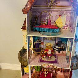 Castle For Dolls 