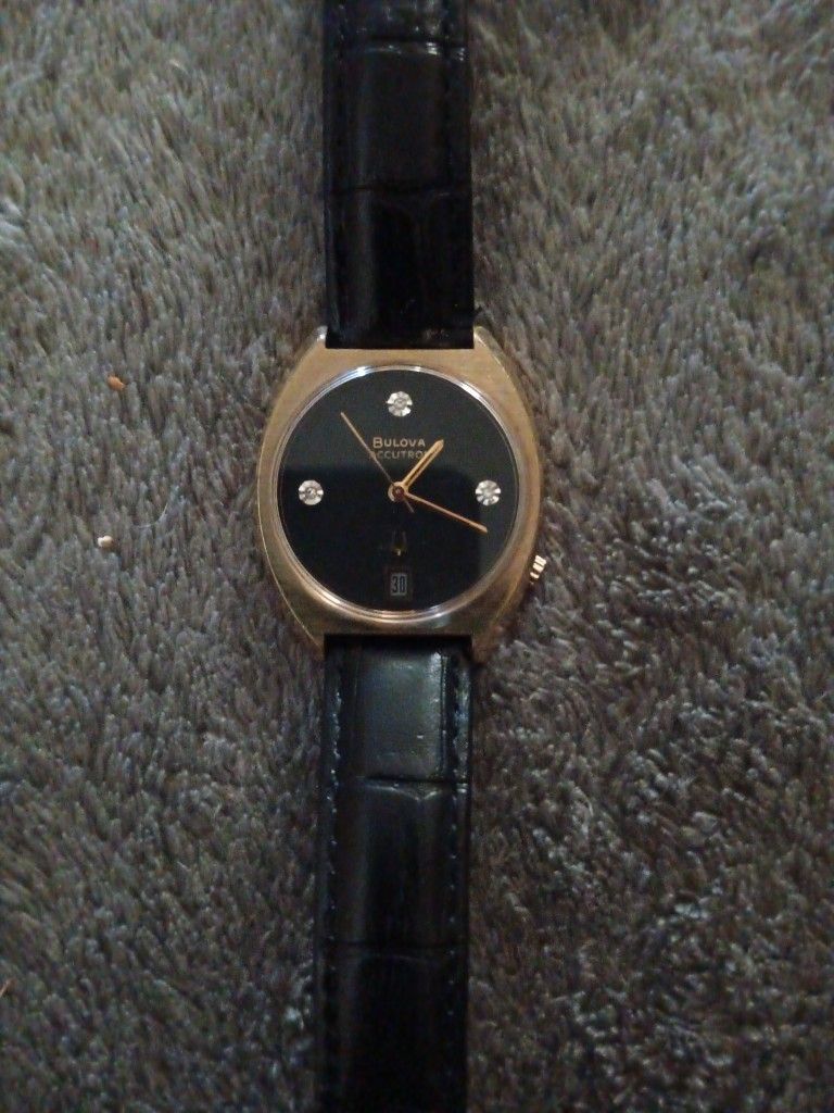 Bolova Acutrou 10kt Gold Plated