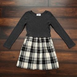 Little Girls Clothes Old Navy Long Sleeve Mixed Material Dress Gray Knit Top Black And White Plaid Skirt With Pockets Size L 10/12 