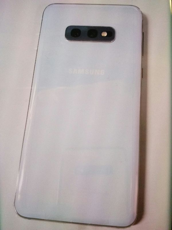Samsung Galaxy 10e for Sale in Los Angeles, CA - OfferUp